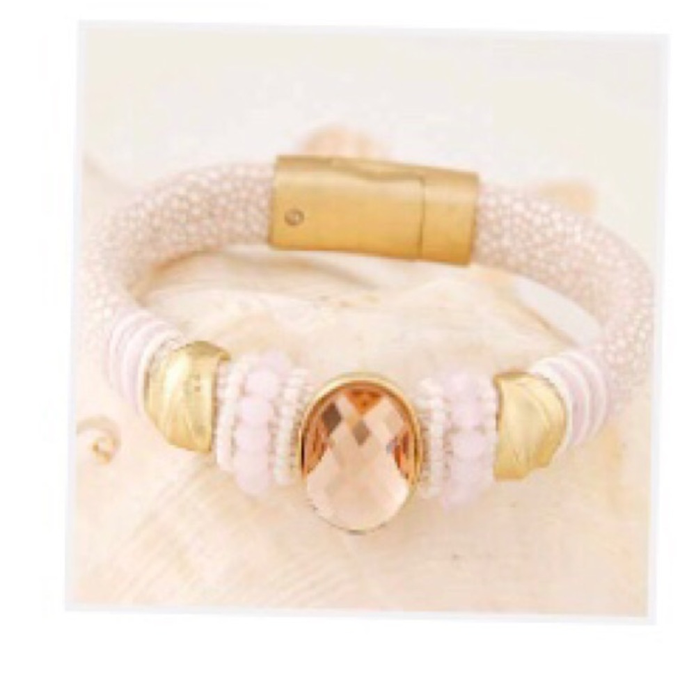 Baby Pink charming bracelet with Magnetic Clasp